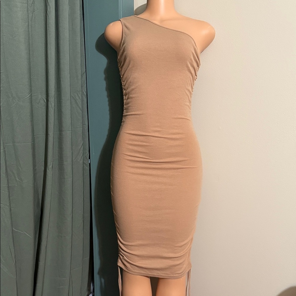 SHEIN Tan One-Shoulder Ruched Bodycon Midi Dress | Size Small